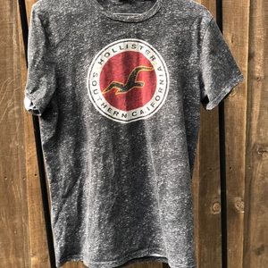 Men’s Hollister shirt